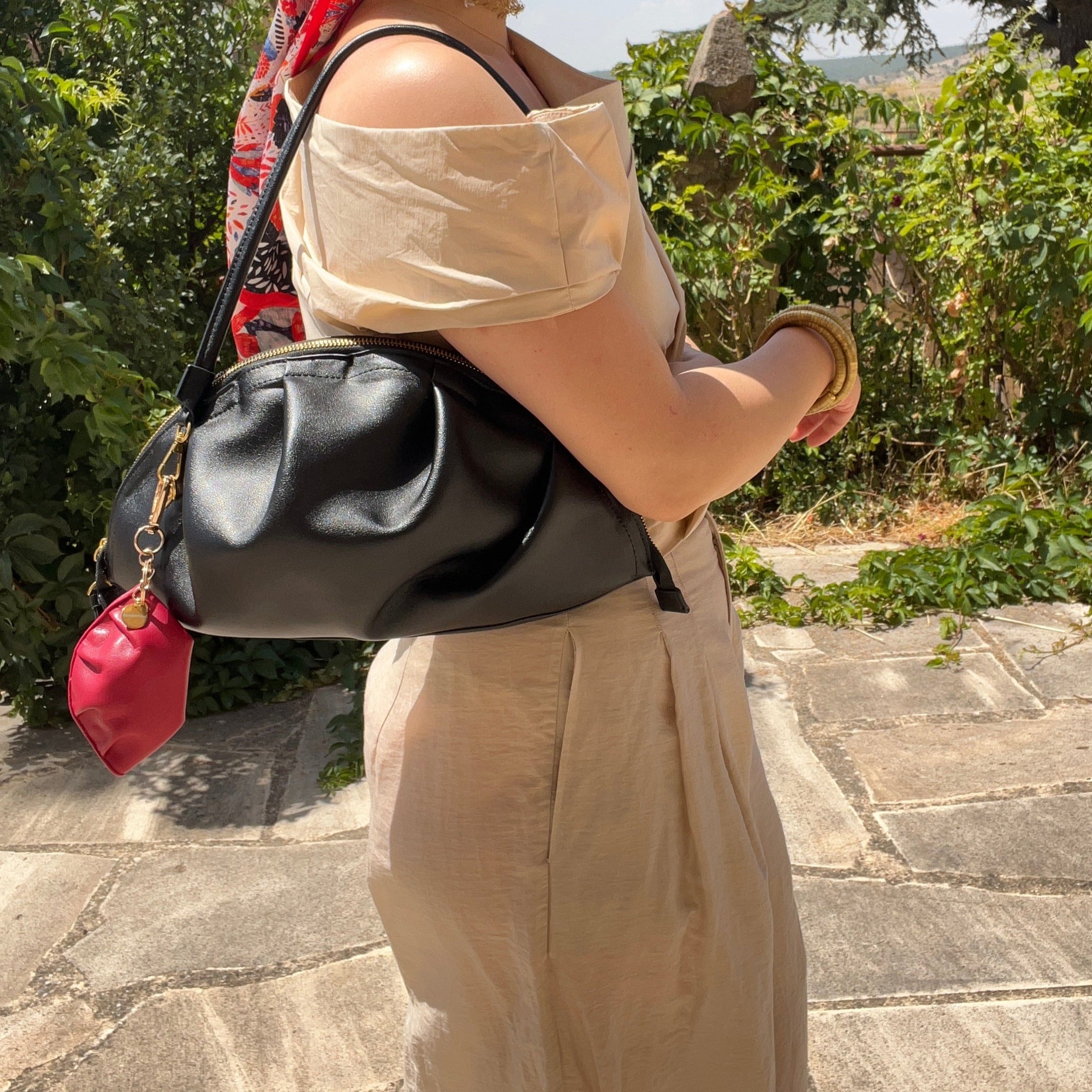 Bolso de Gyoza Grande Negro