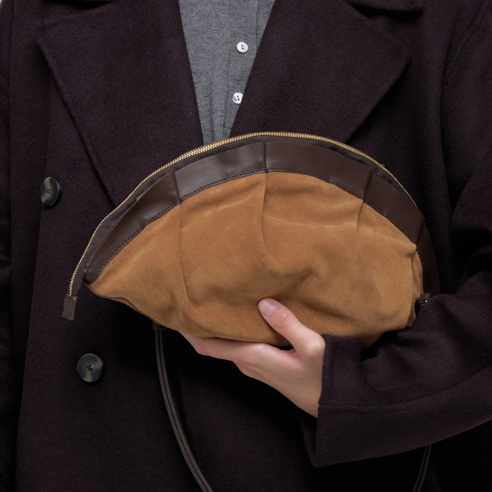 Bolso Gyoza Ante y Piel - Studio Collection