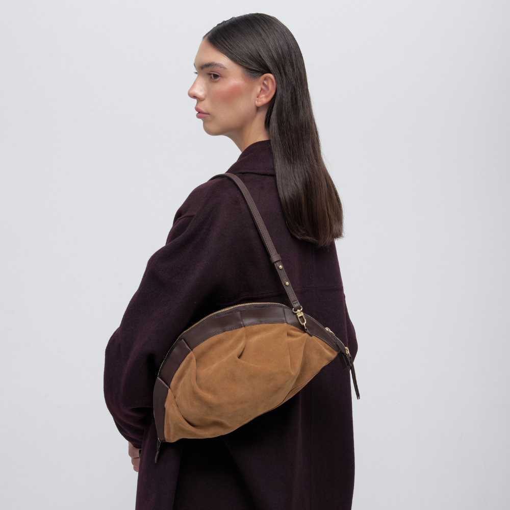 Bolso Gyoza Ante y Piel - Studio Collection