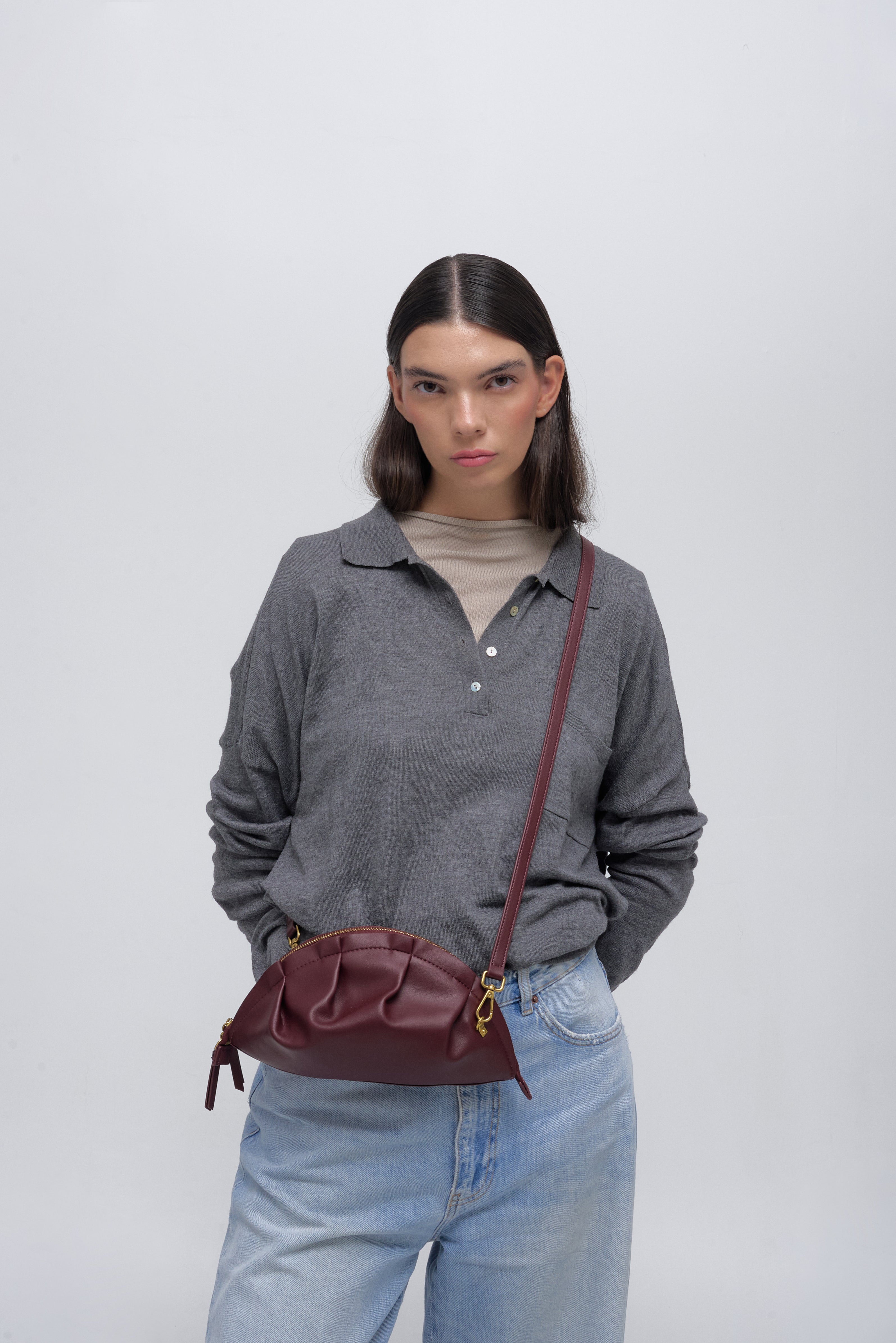 Bolso Gyoza Mediano Burdeos