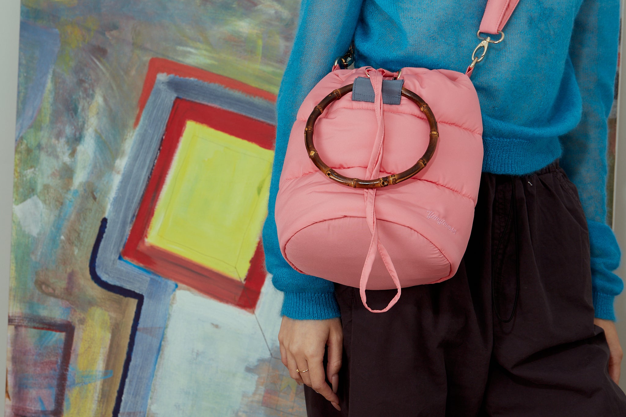 Nara bolso bombonera acolchado rosa