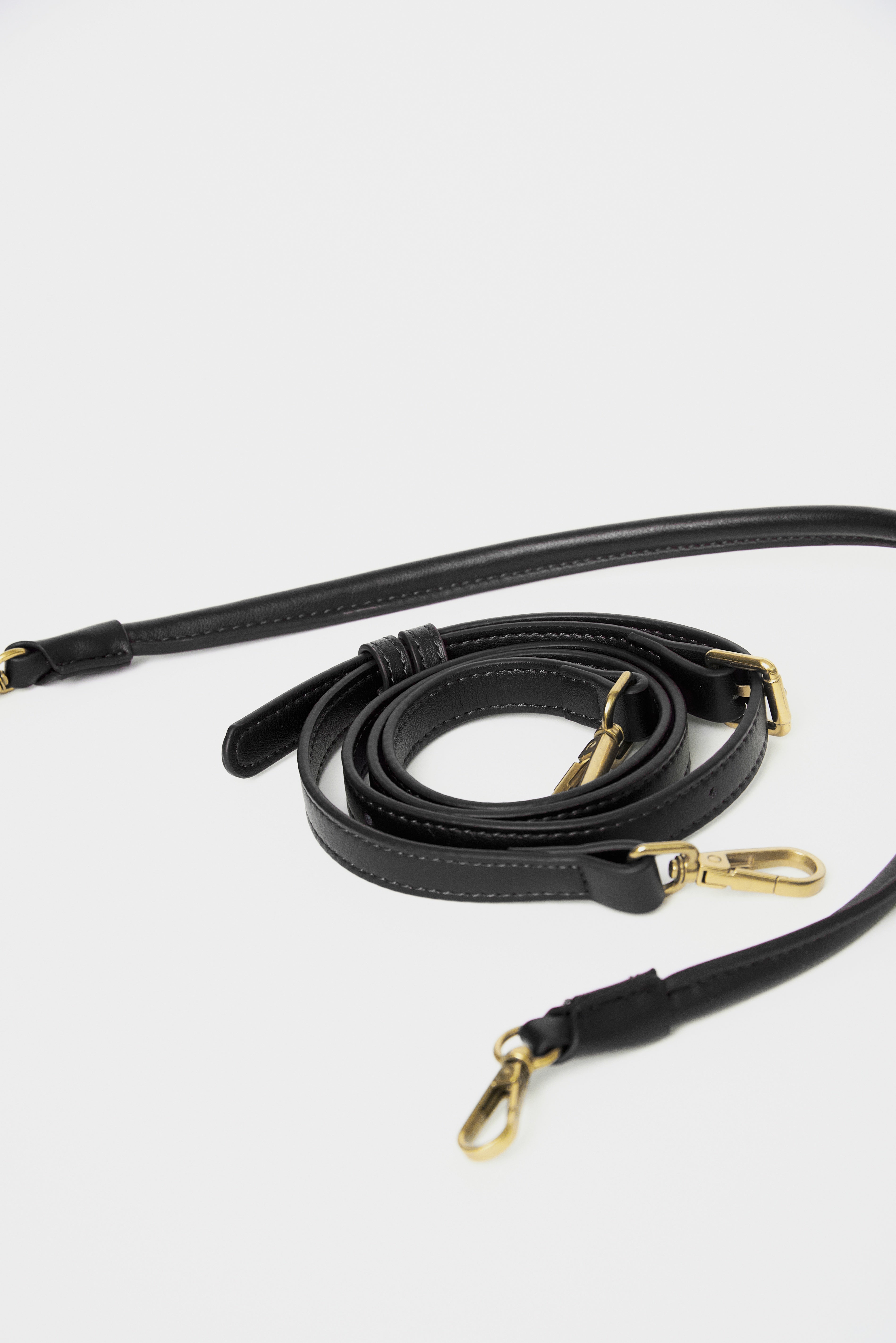 Bolso de Gyoza Mini Negro