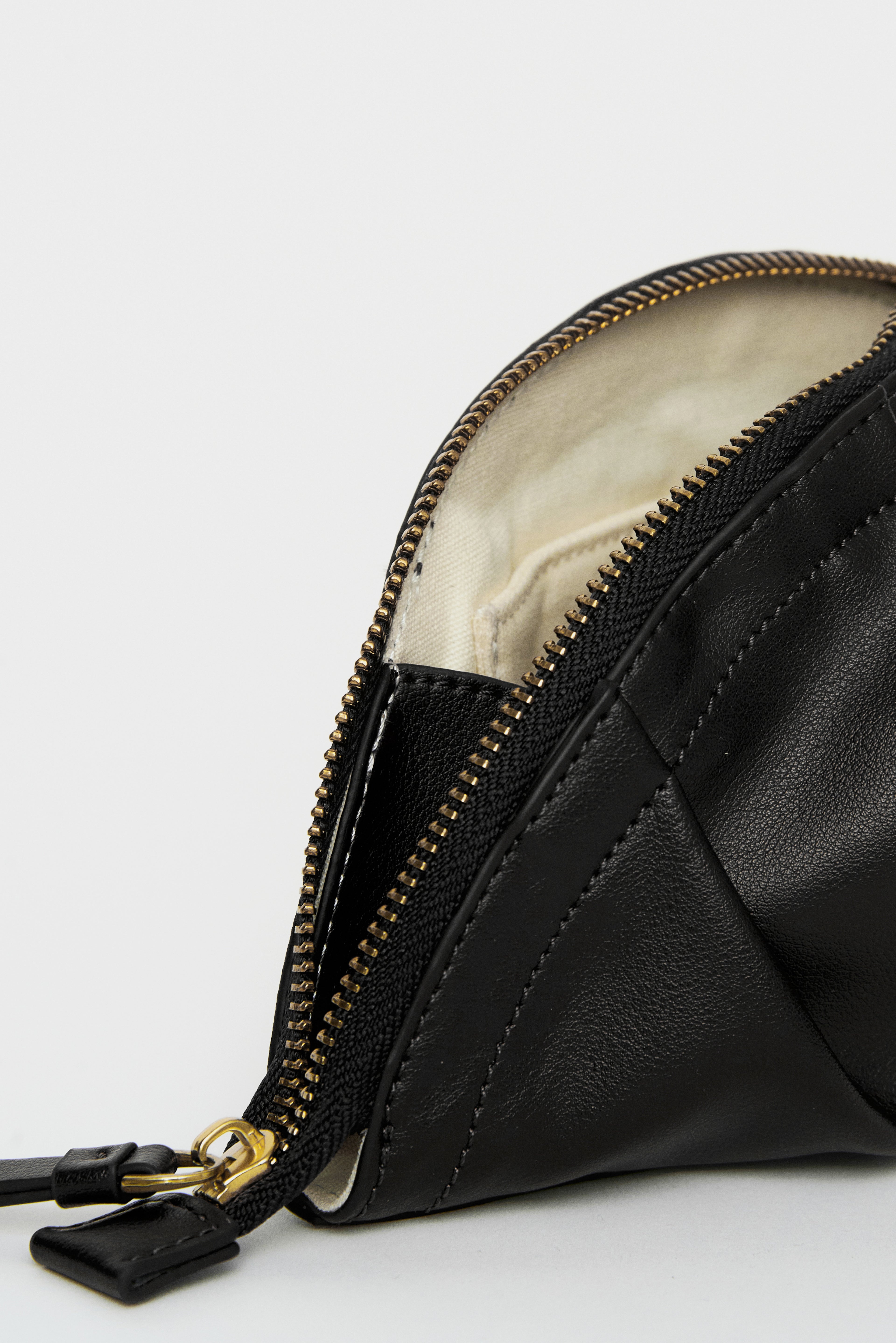 Bolso de Gyoza Mini Negro