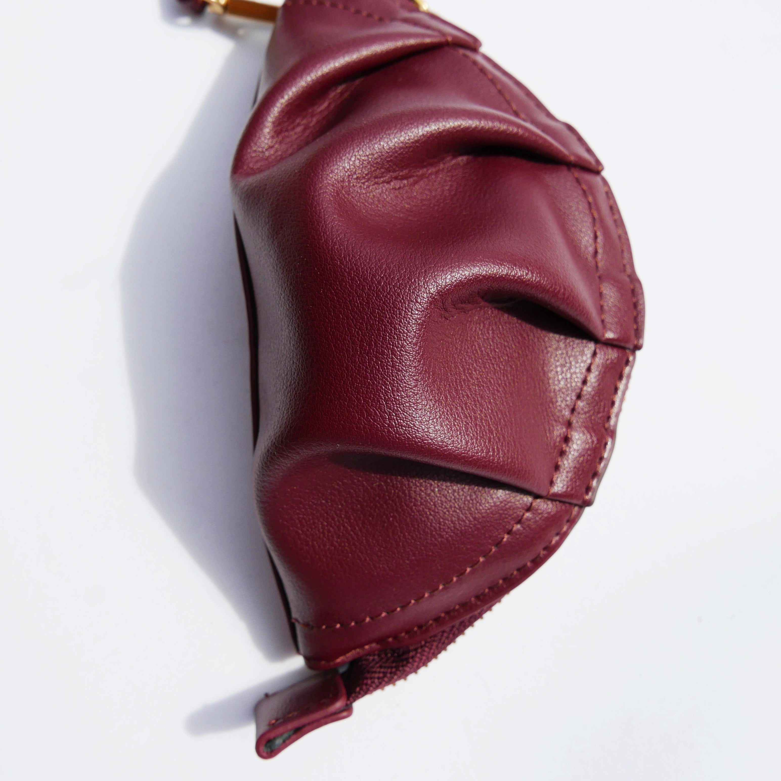 Monedero de gyoza burdeos