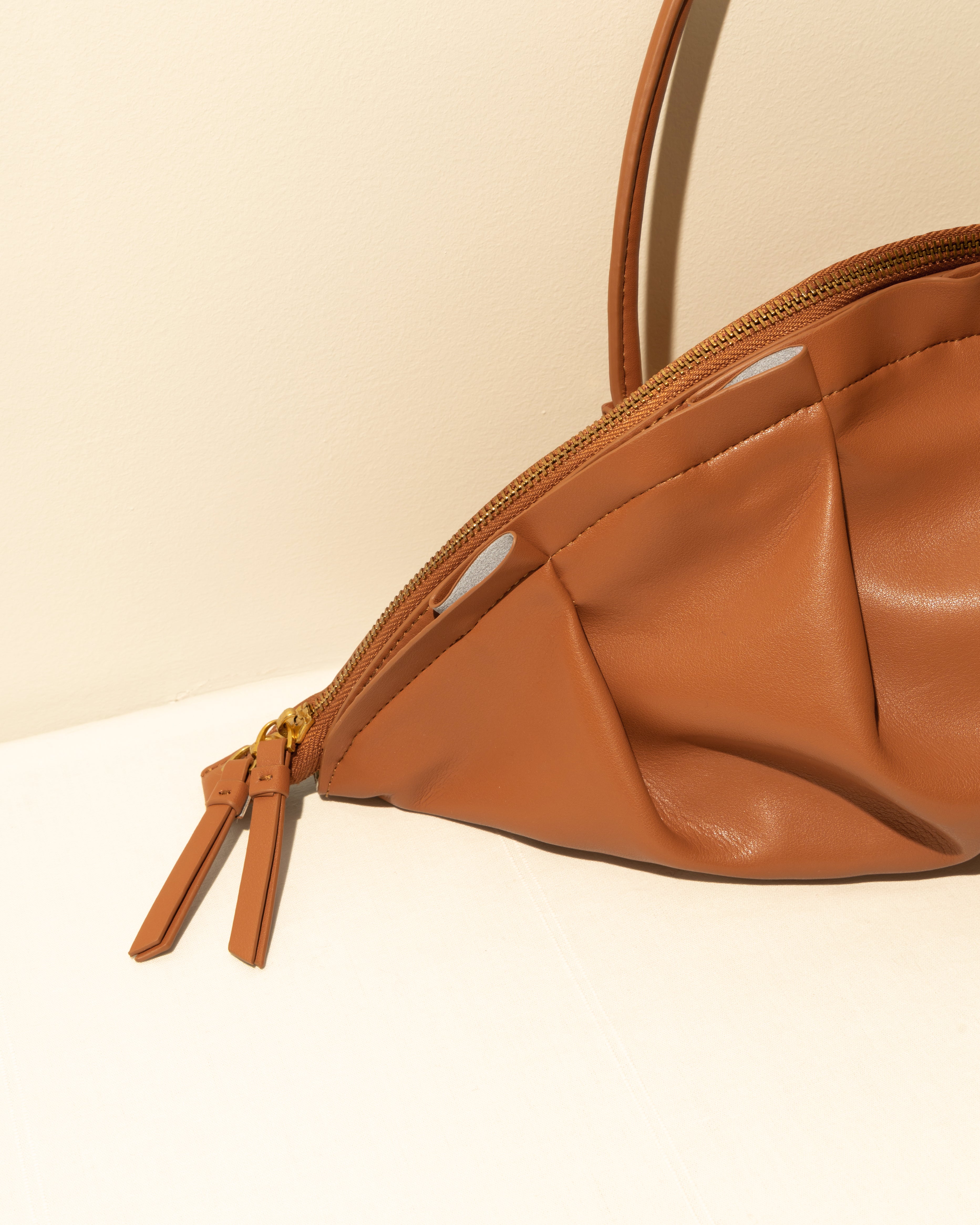 Bolso de Gyoza Grande Caramelo