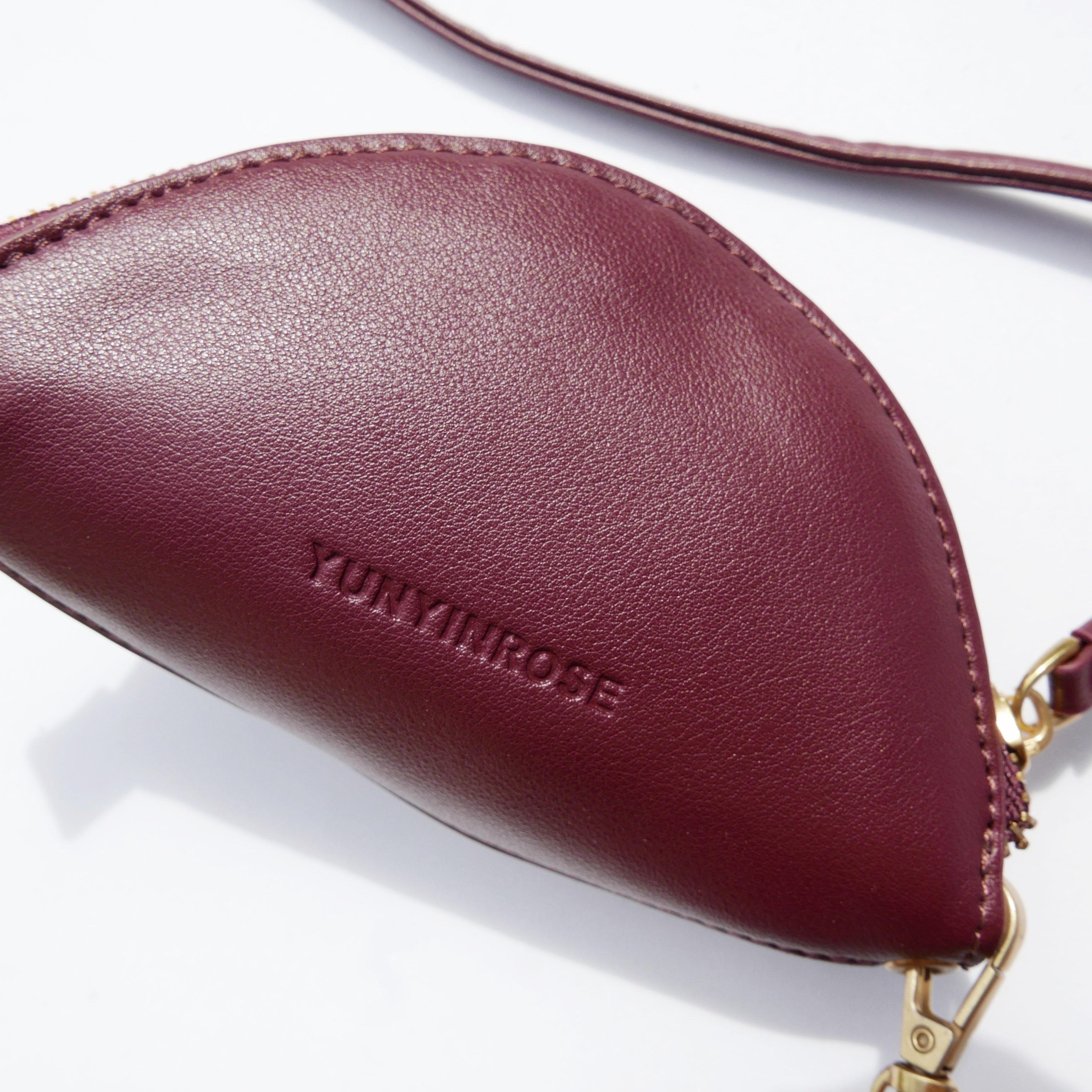 Monedero de gyoza burdeos