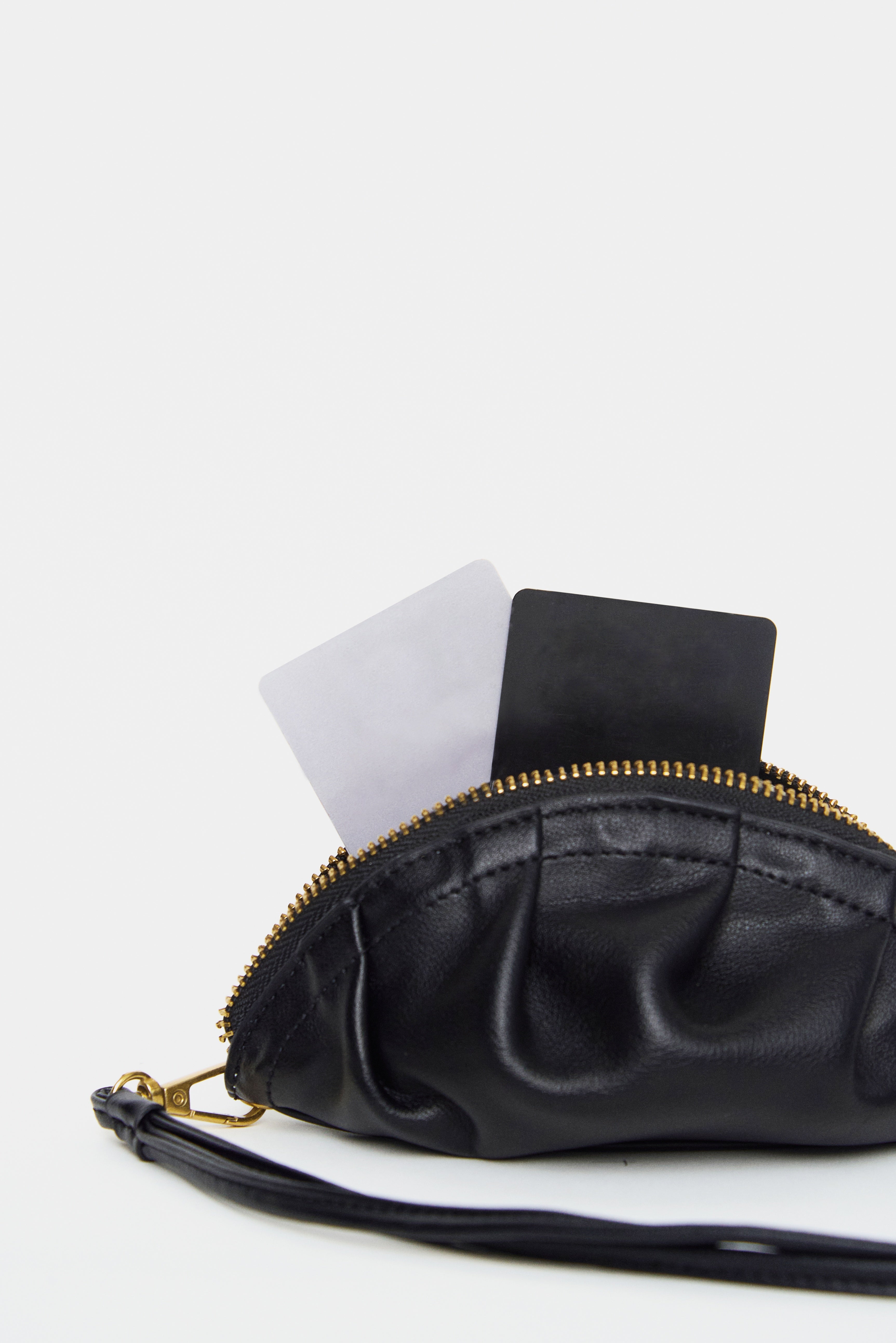 Monedero de gyoza negro