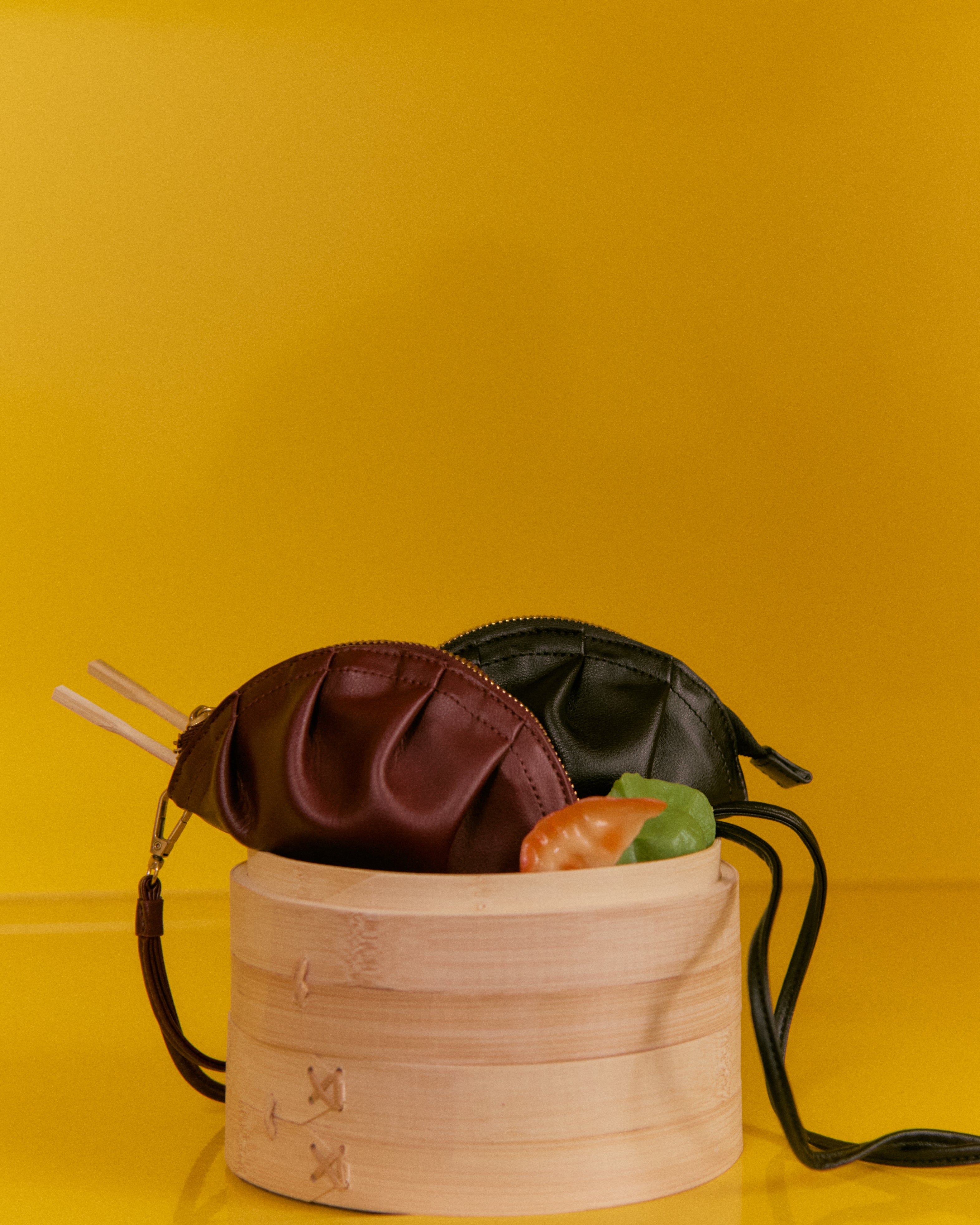 Monedero de gyoza burdeos