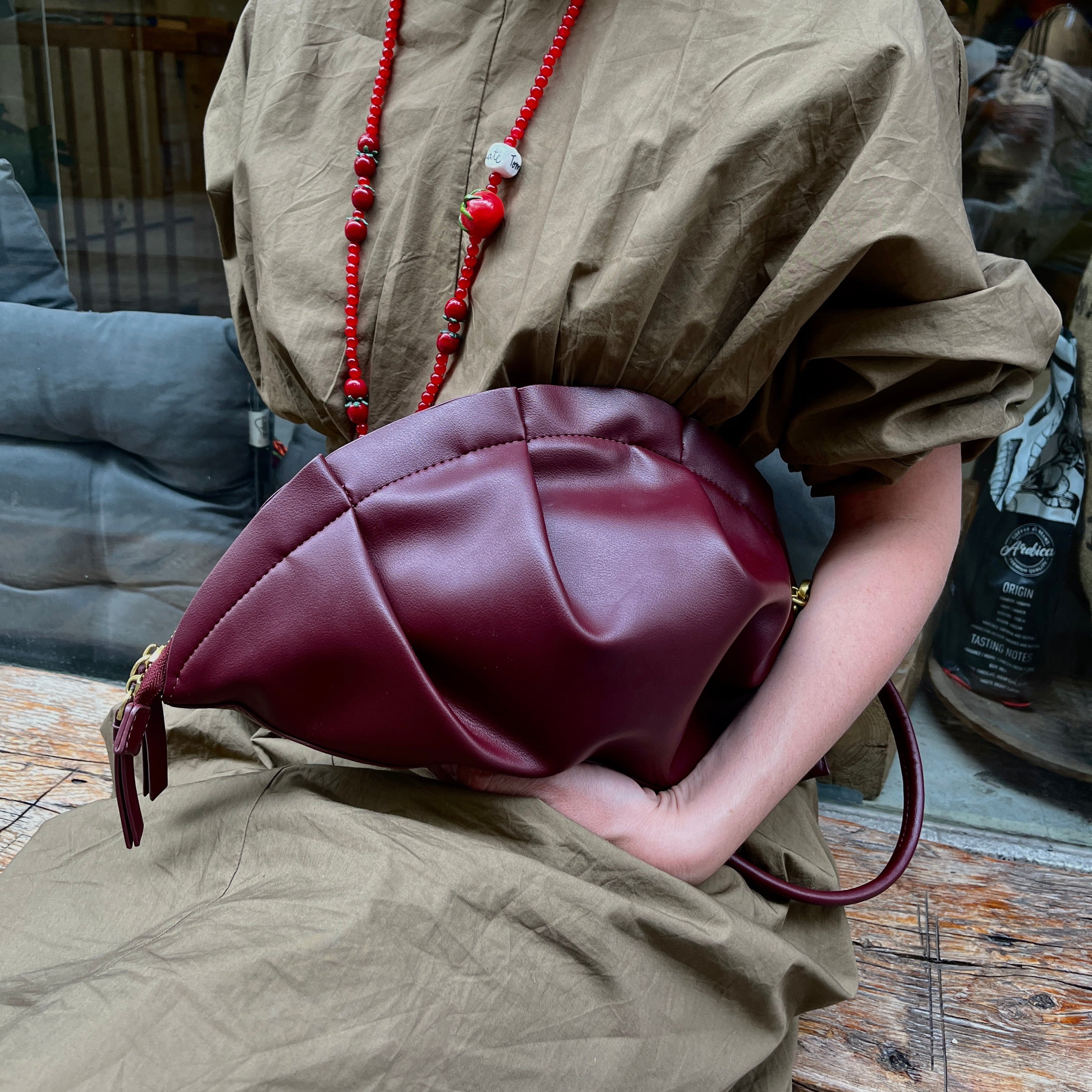 Bolso Gyoza Grande Burdeos