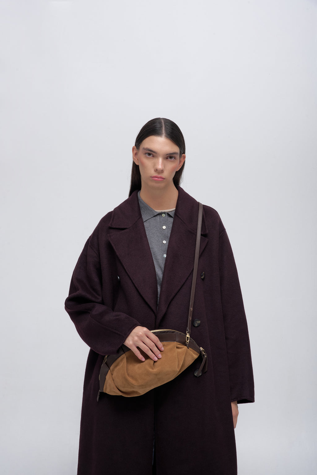Bolso Gyoza Ante y Piel - Studio Collection