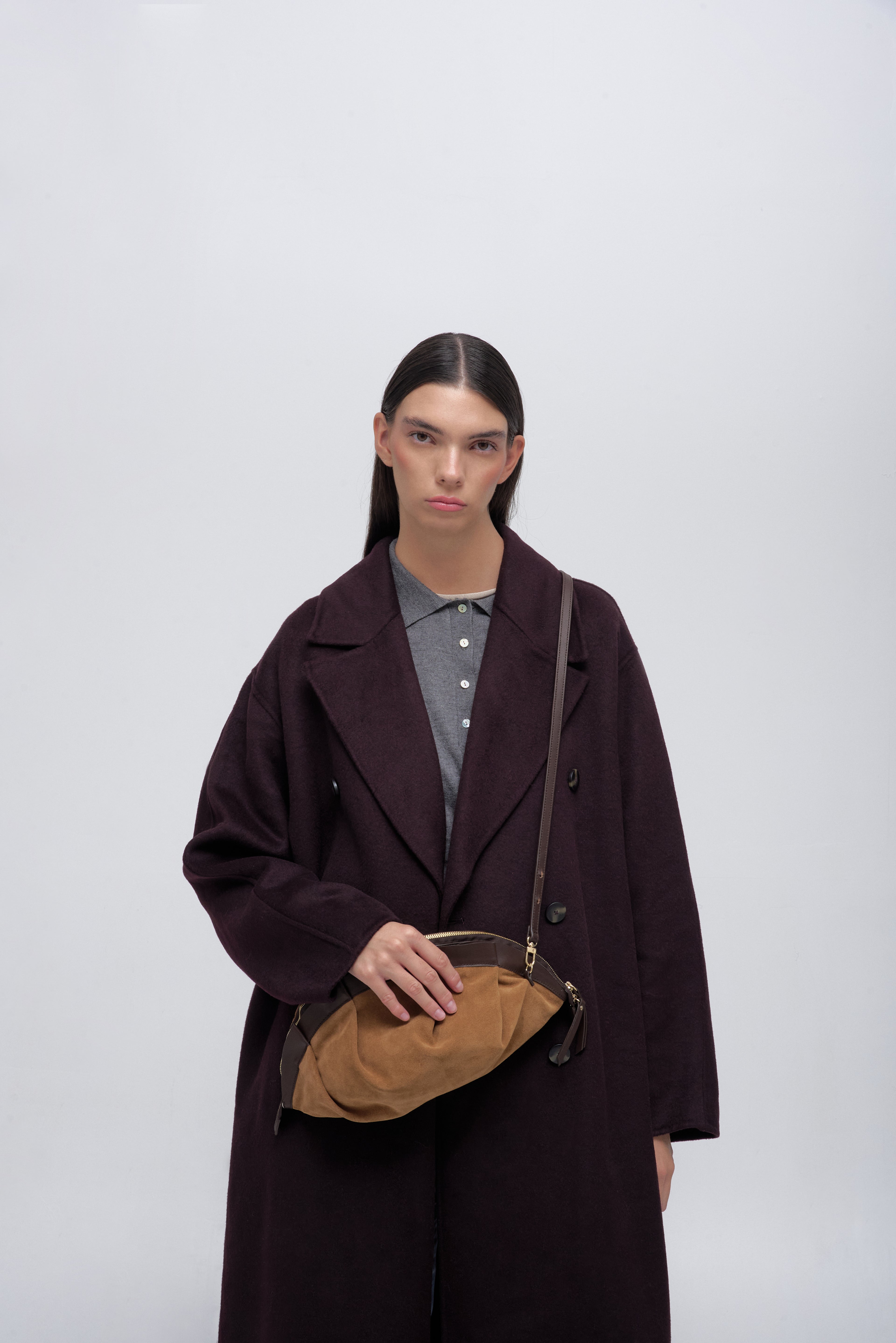 Bolso Gyoza Ante y Piel - Studio Collection