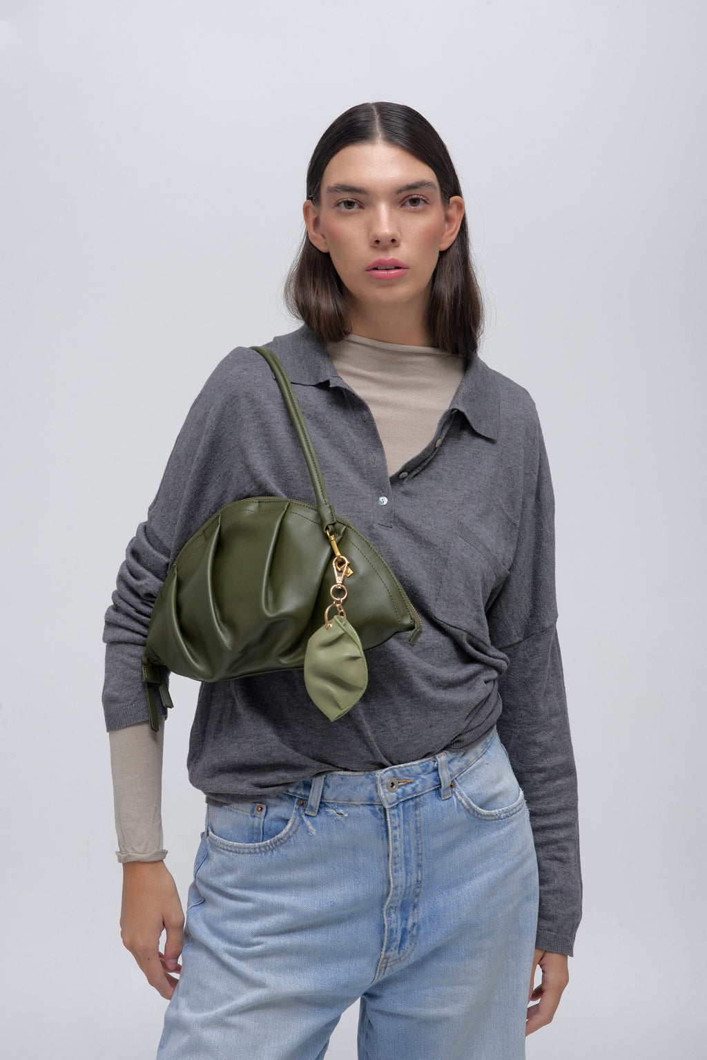 Llavero de gyoza de piel de vacuno verde