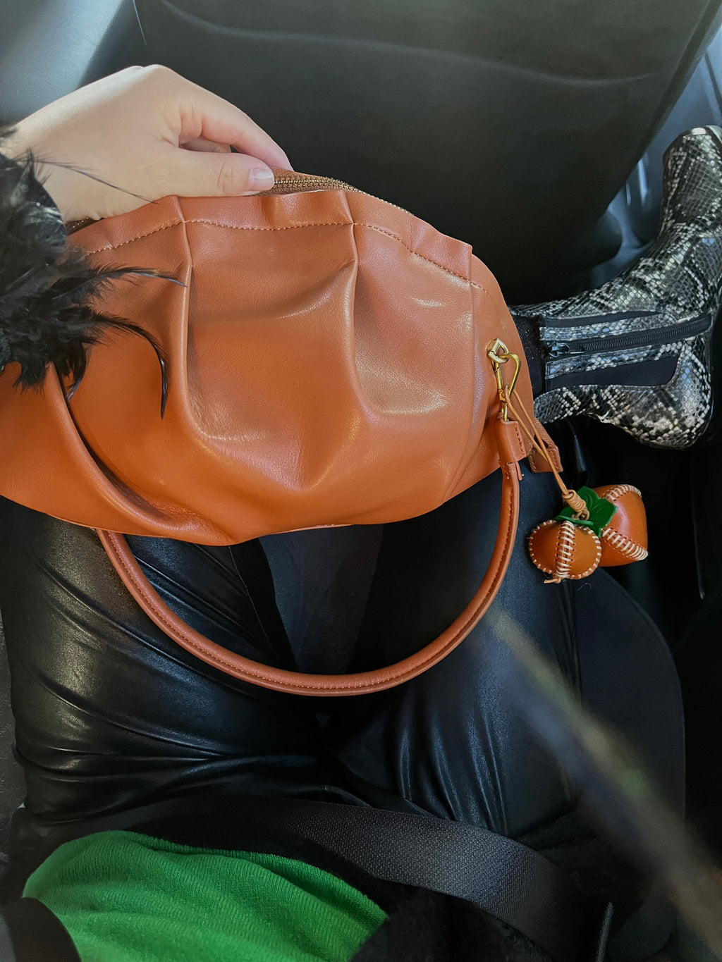 Bolso de Gyoza Grande Caramelo