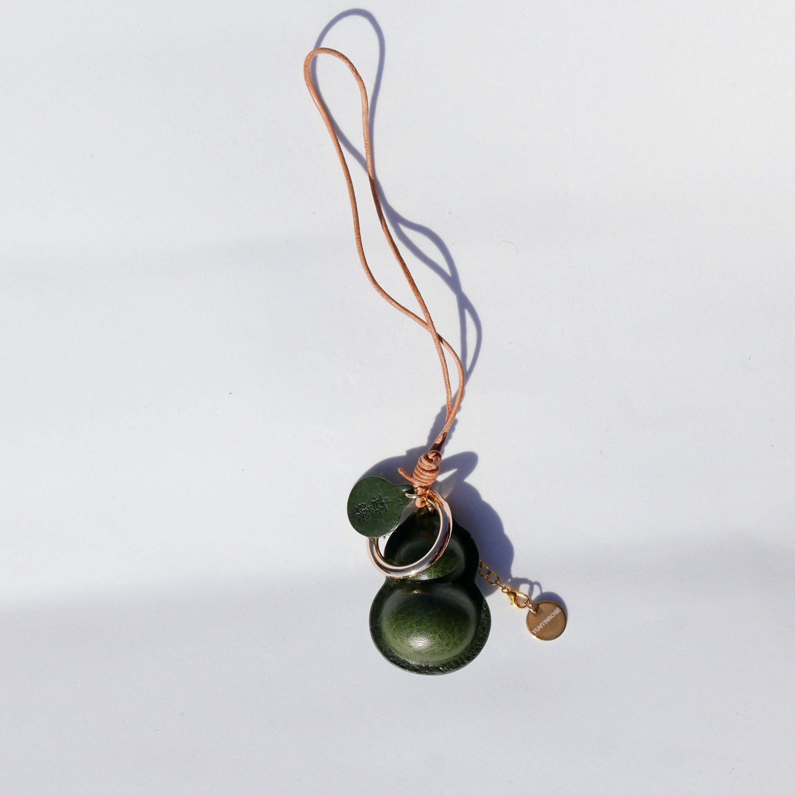 Charm de piel Hulu verde (calabaza china)