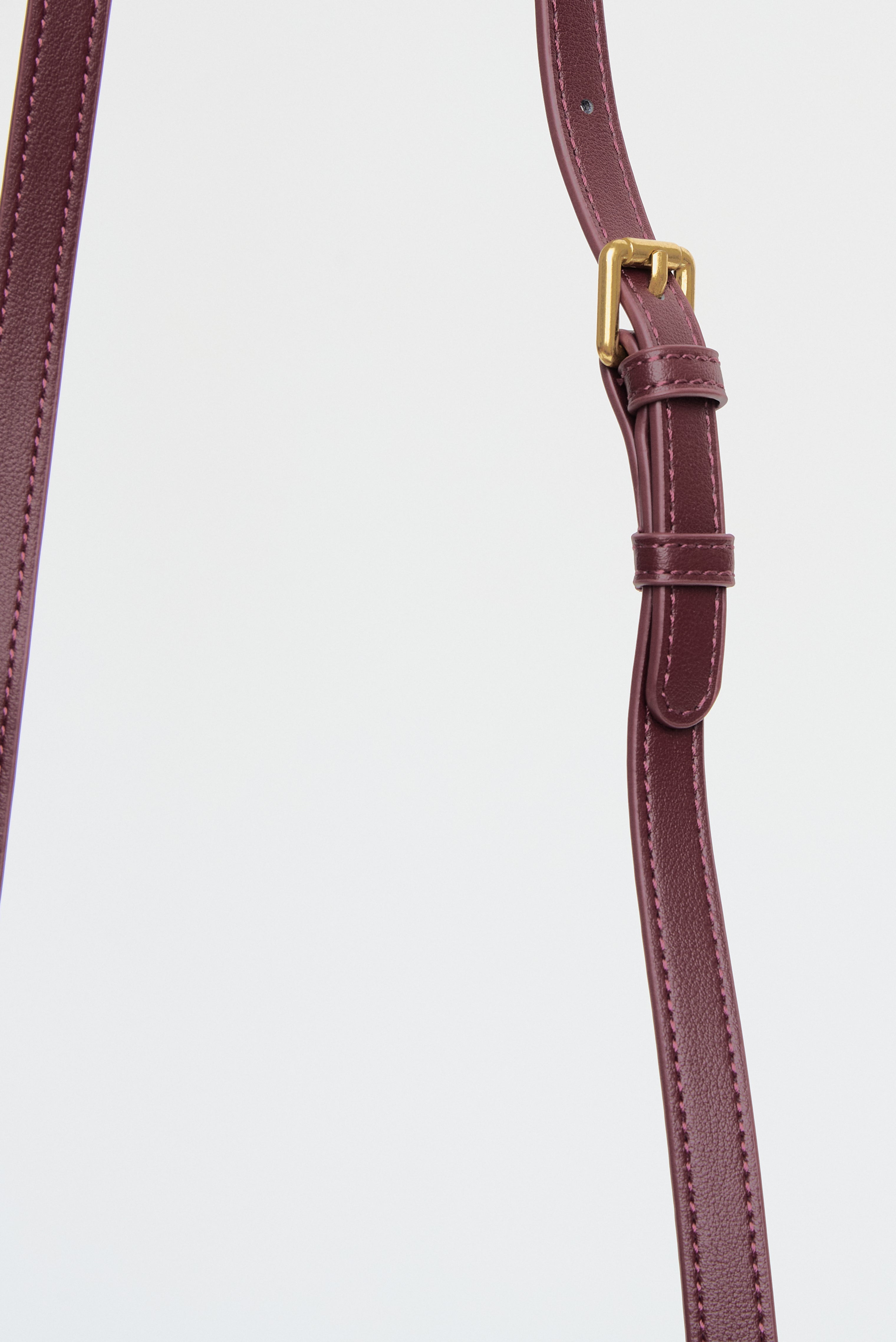 Bolso Gyoza Mediano Burdeos