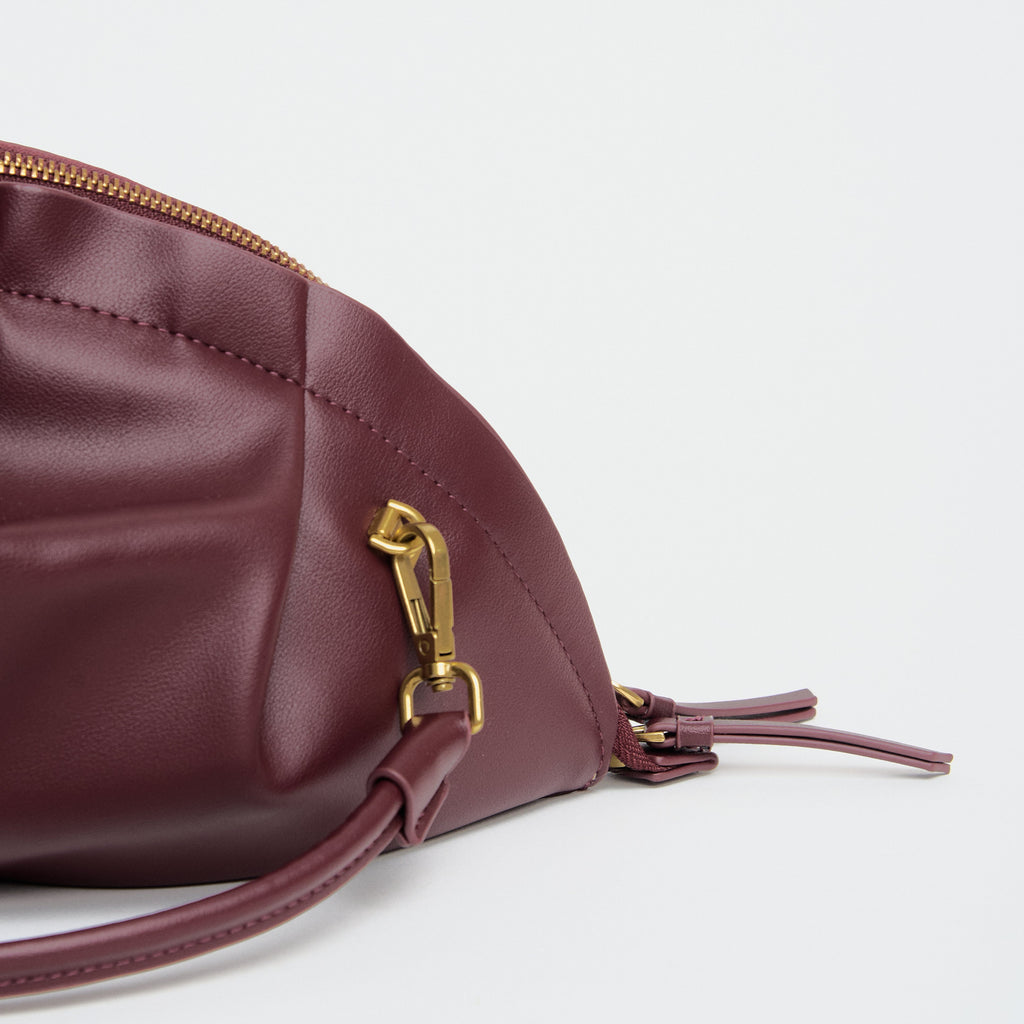 Bolso Gyoza Mediano Burdeos
