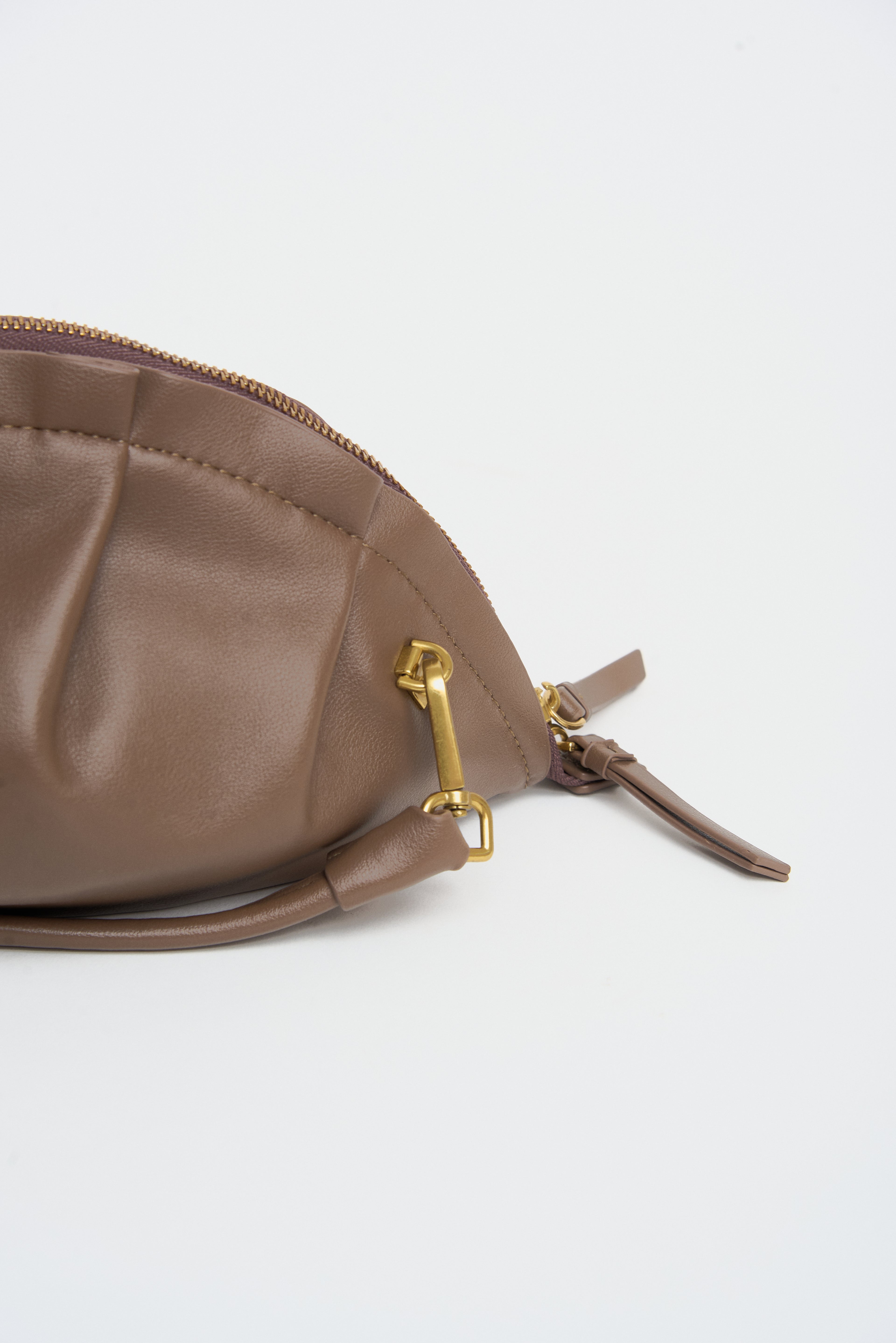 Bolso Gyoza Mediano Topo