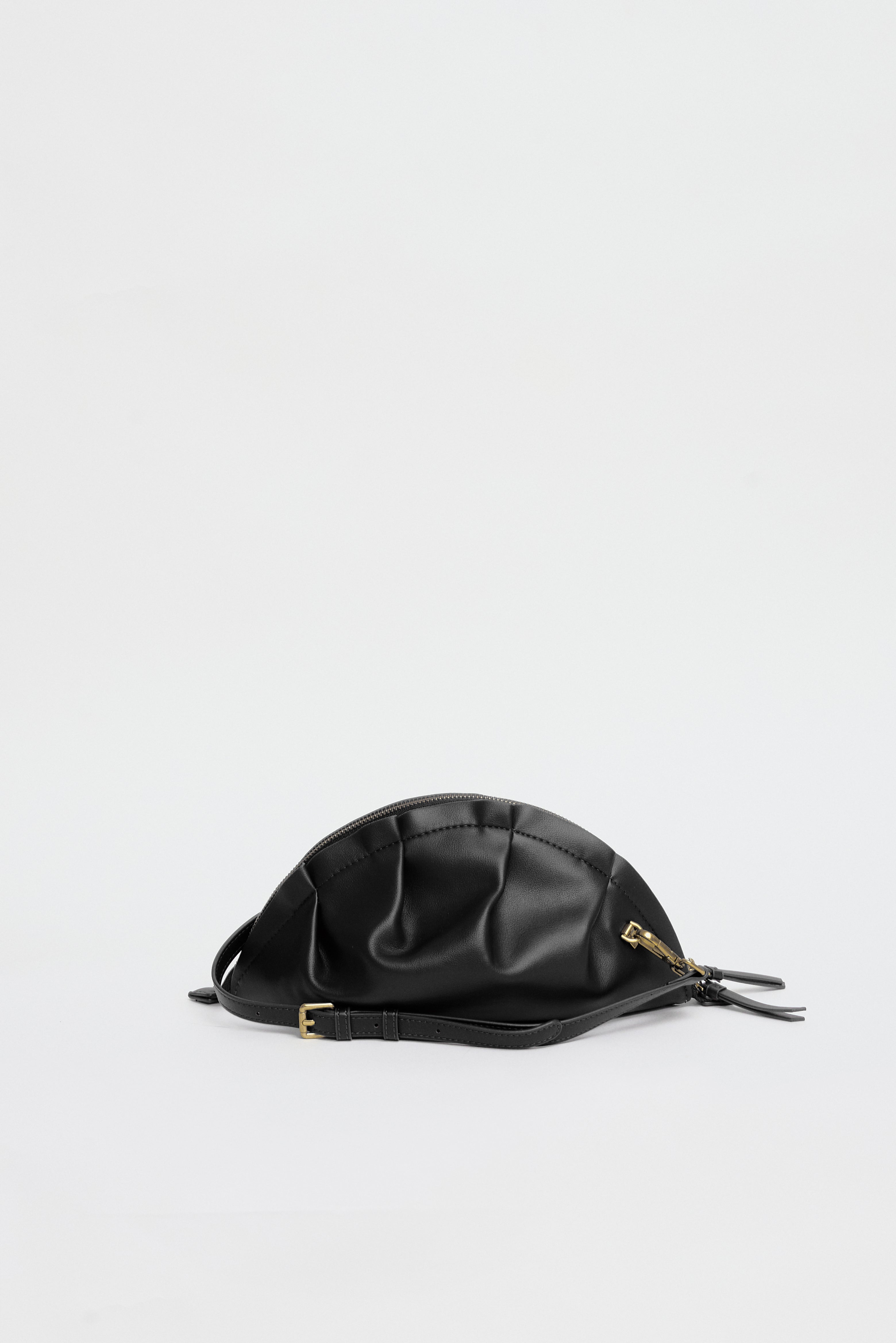 Bolso Gyoza Mediano Negro