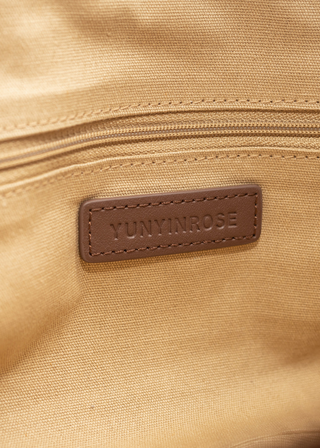 New in-Bolso Gyoza Mediano Moca