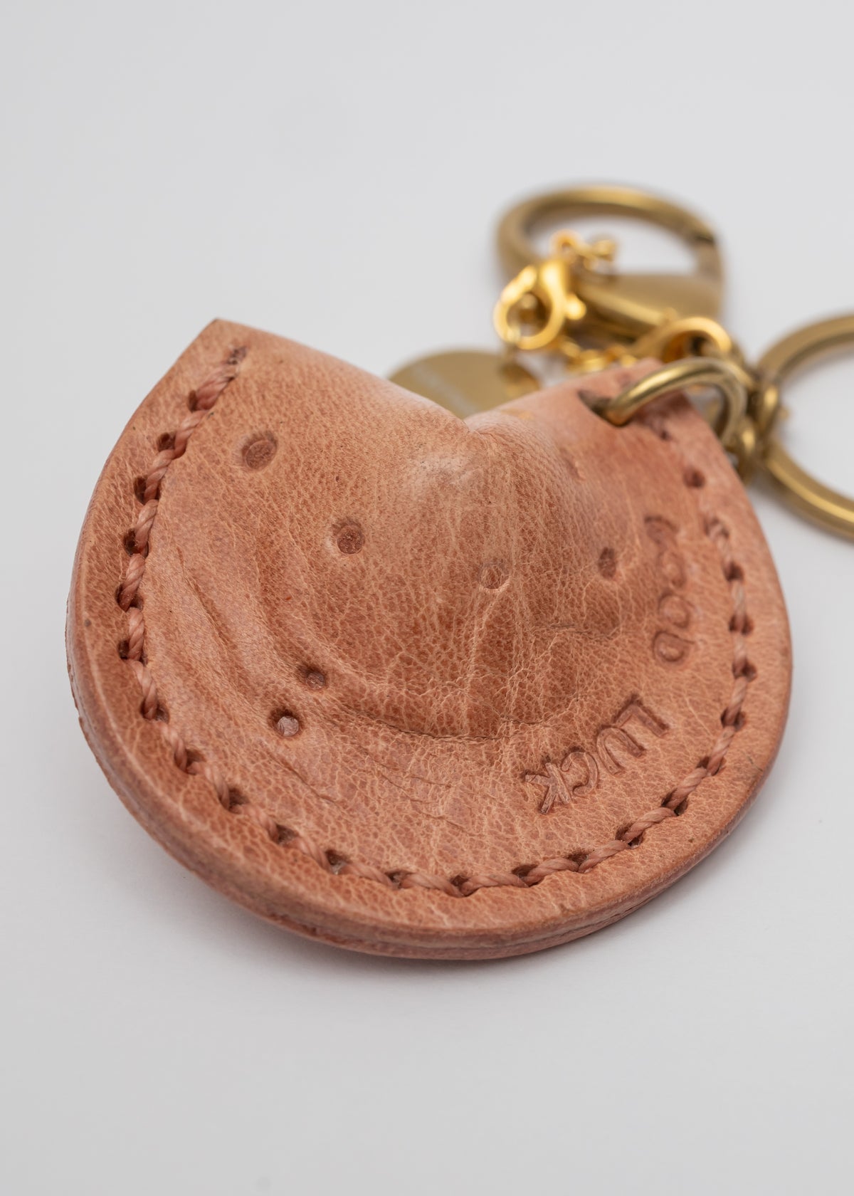 Charm de piel Galleta de la Fortuna rosa