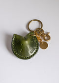 Charm de piel Galleta de la Fortuna verde