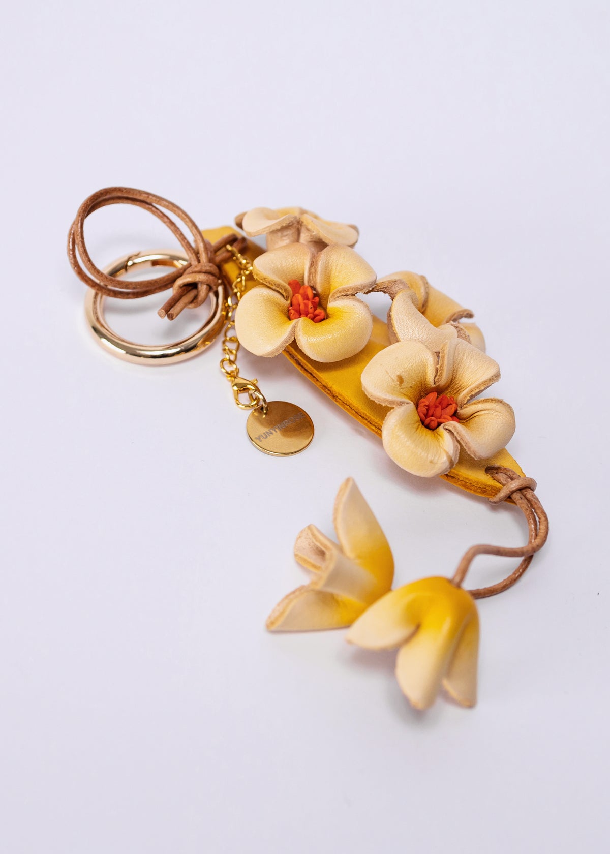 Charm de piel flore de Guihua amarillo