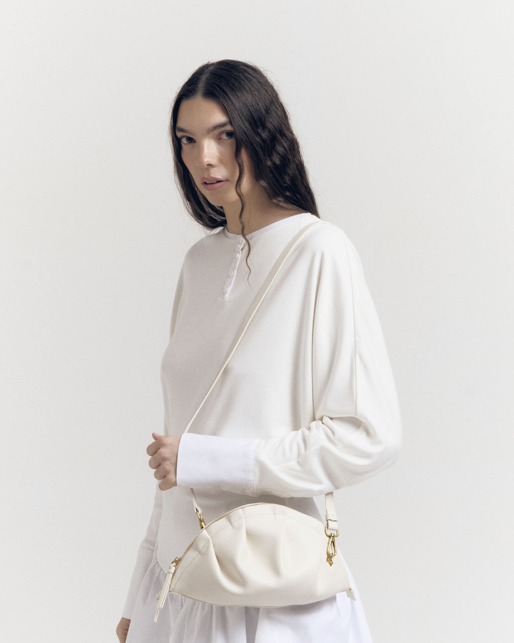 Bolso Gyoza Mediano  Blanco Marfil