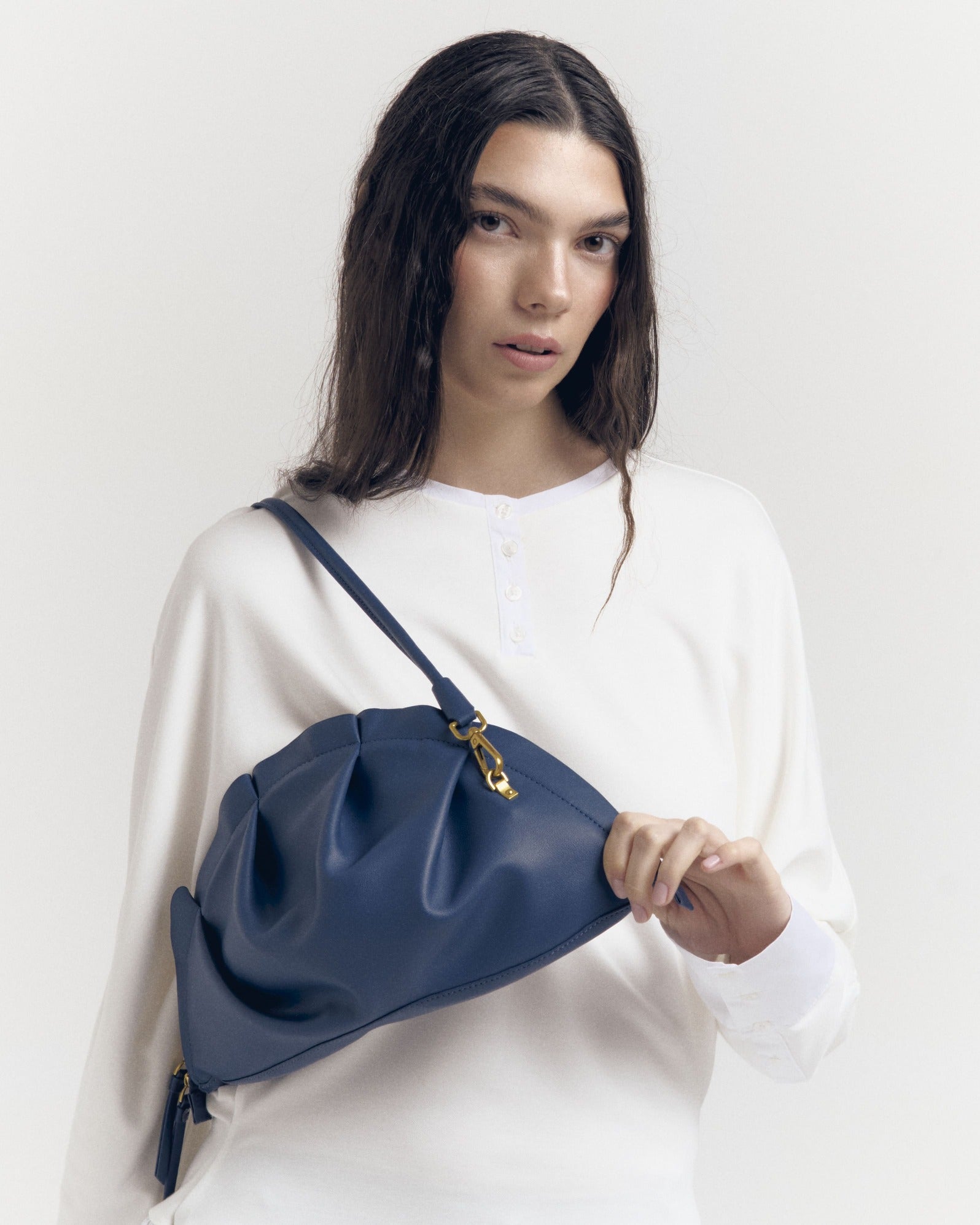 Bolso de Gyoza Grande Azul Zafiro