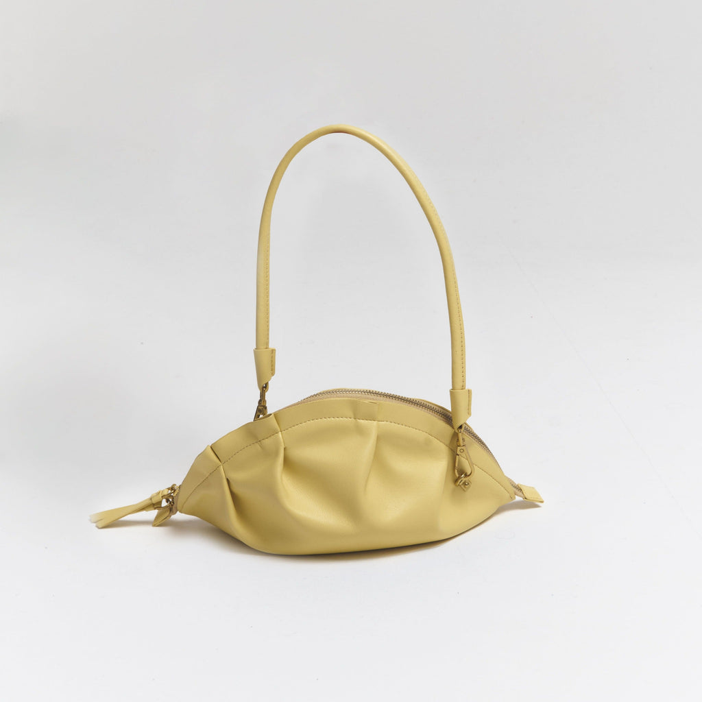 Bolso Gyoza Mediano  Amarillo Mantequilla