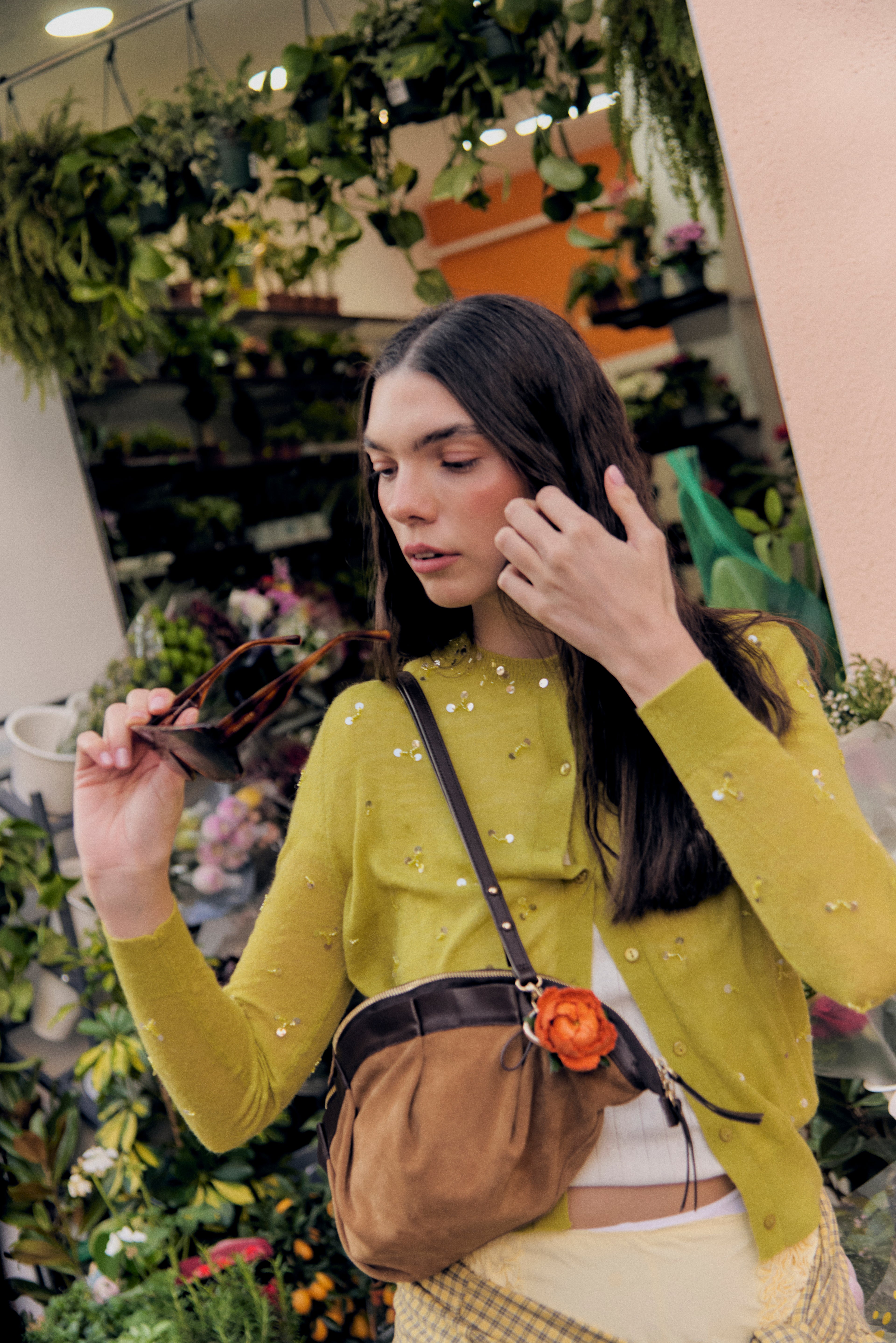 Bolso Gyoza Ante y Piel Miel