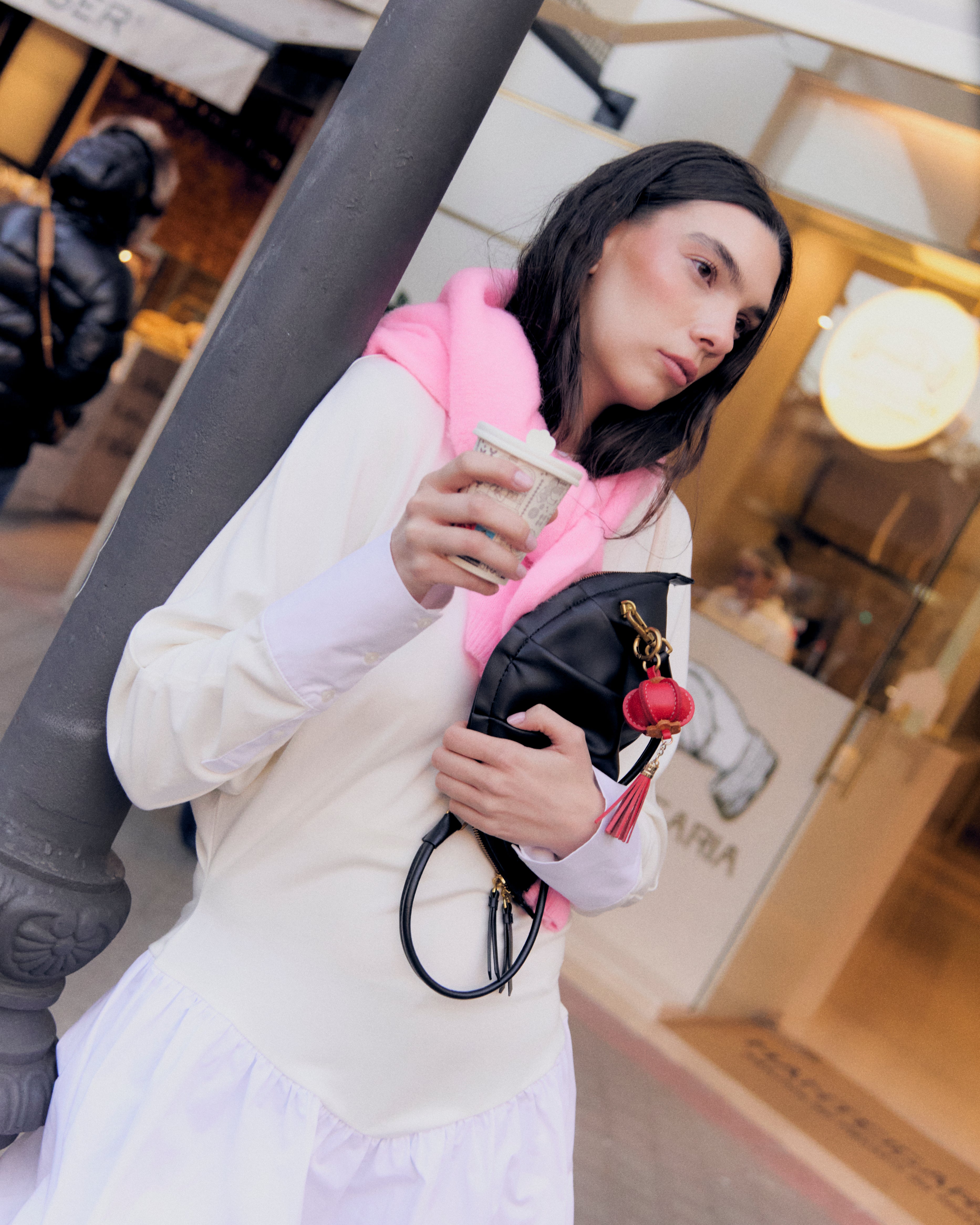 Bolso Gyoza Mediano Negro