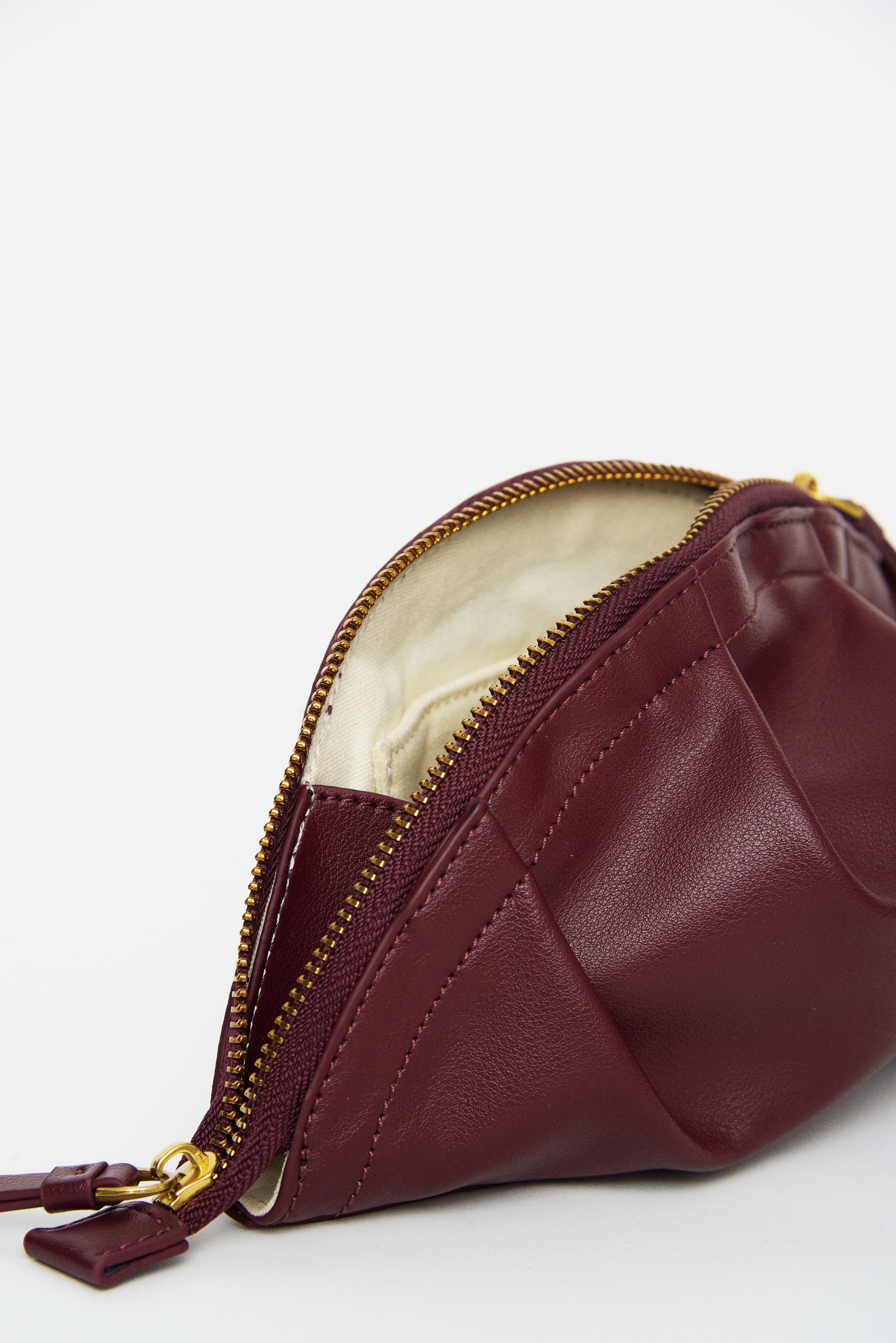 Bolso de Gyoza Mini Burdeos