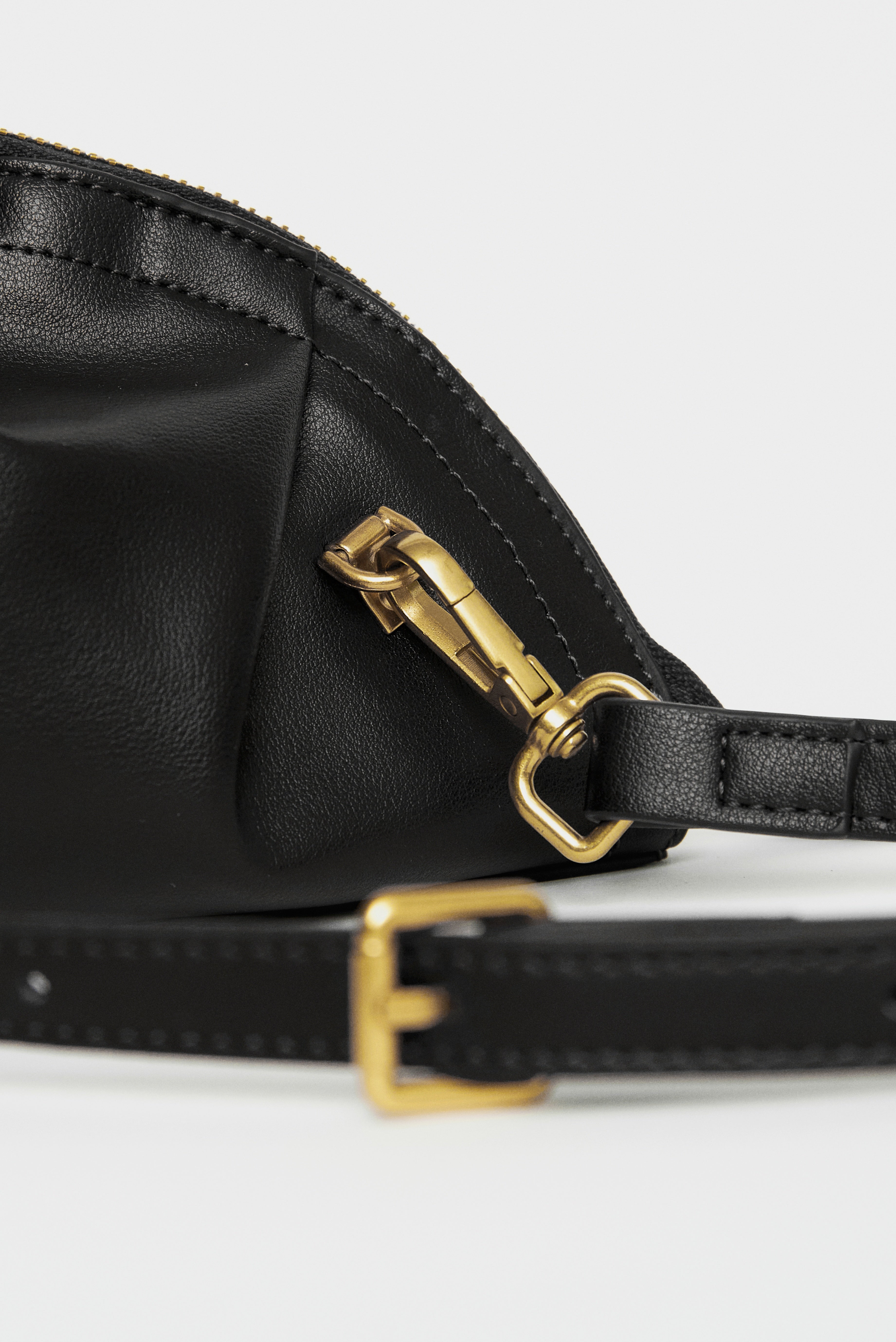 Bolso de Gyoza Mini Negro