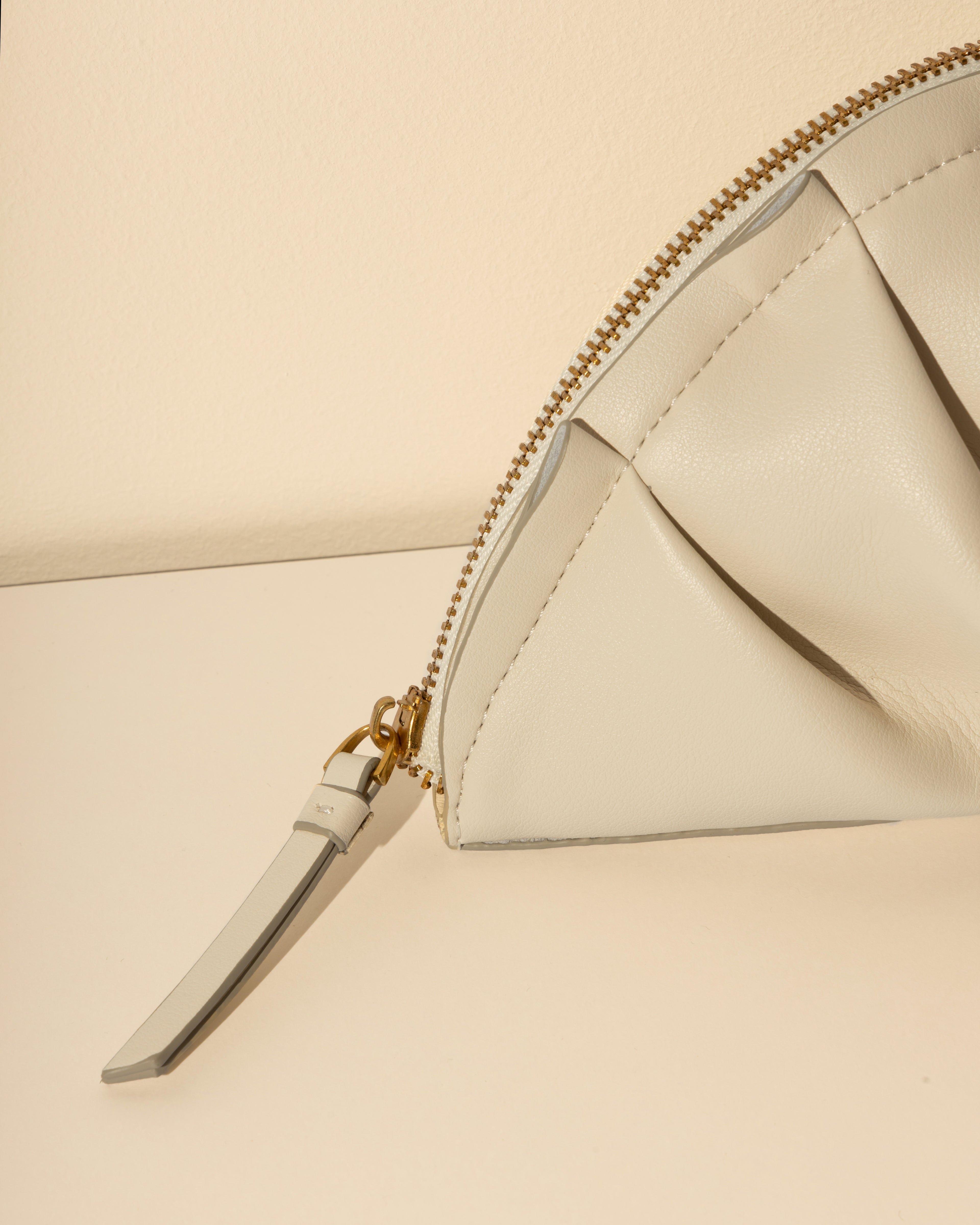 Bolso de Gyoza Mini Marfil