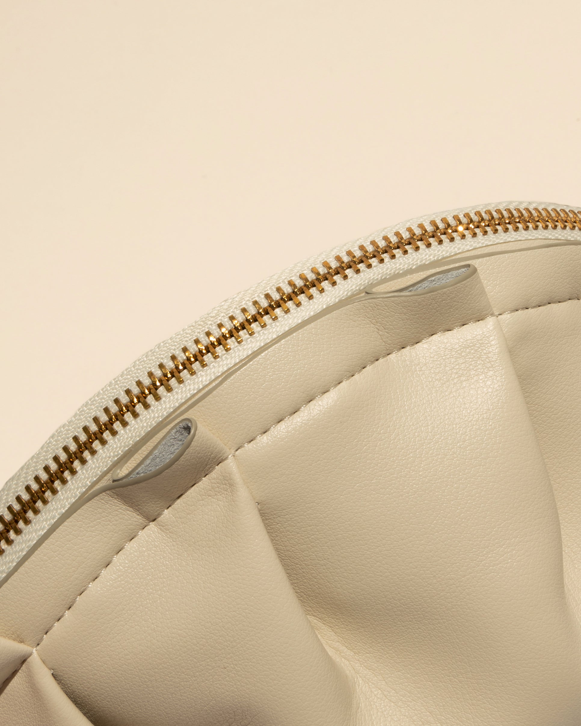 Bolso de Gyoza Mini Marfil